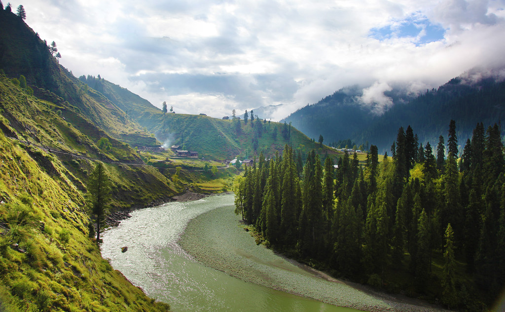 Avail Kashmir Tourism By Exploring Different Tourist Places