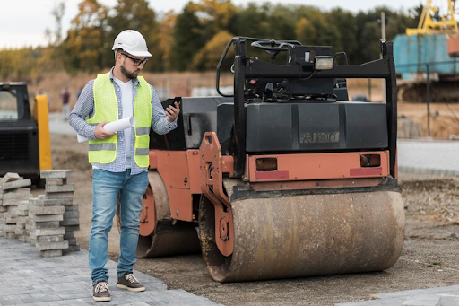 Top Tips for Choosing a Commercial Asphalt Paving Contractor
